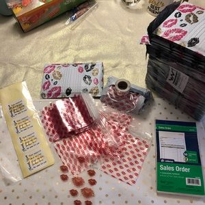 Packaging and shipping pouches